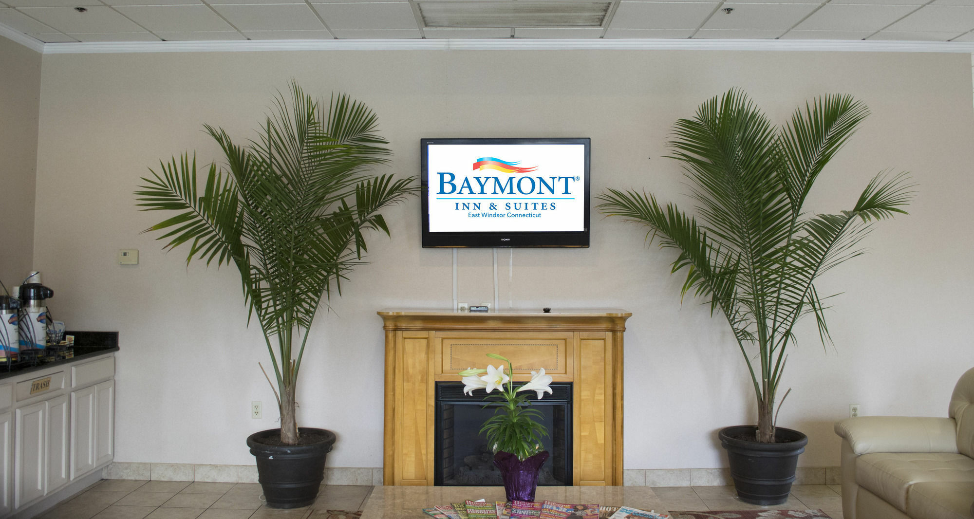 Baymont By Wyndham East Windsor Bradley Airport Hotel Eksteriør billede